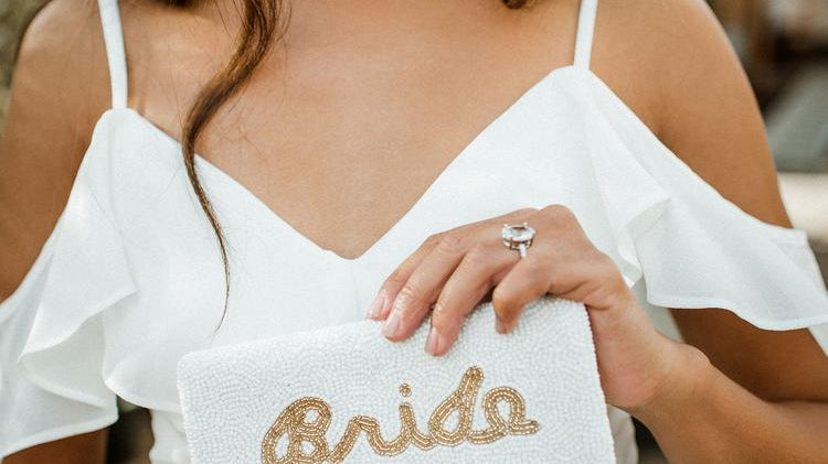 Confête’s Holiday Gift Guide for the Bride-to-Be in Your Life