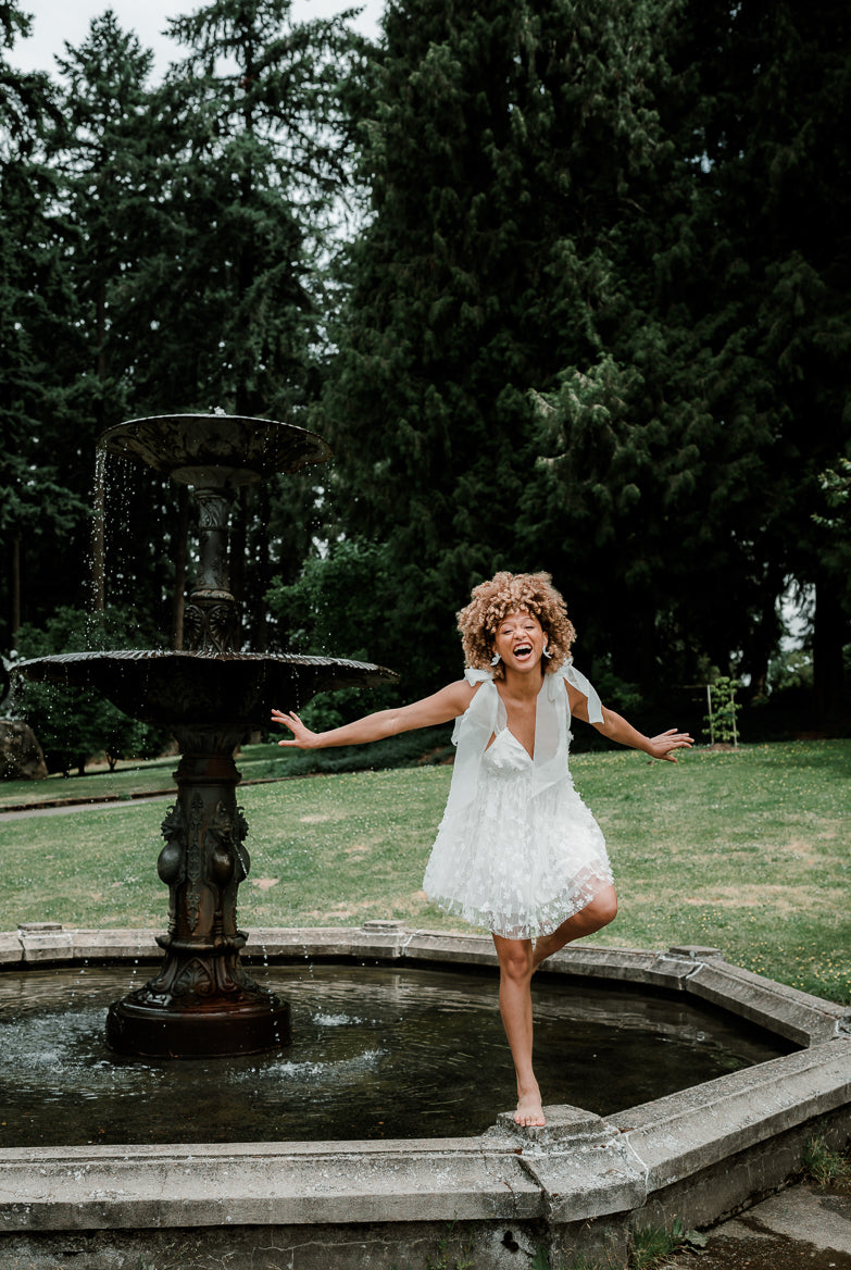 aria white 3d floral mini dress with shoulder bow ties