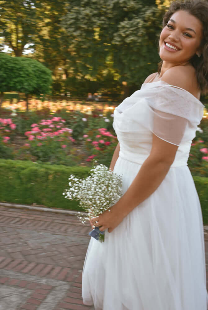 amsale tulle midi dress, plus size wedding dress, plus size tulle dress, tulle midi dress