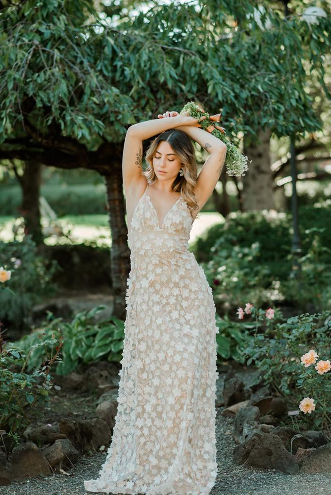 3D floral maxi dress, floral applique wedding dress, white 3d floral dress, white floral applique dress, engagement photo dress, rehearsal dinner dress, engagement photo shoot dress, what to wear for engagement photos