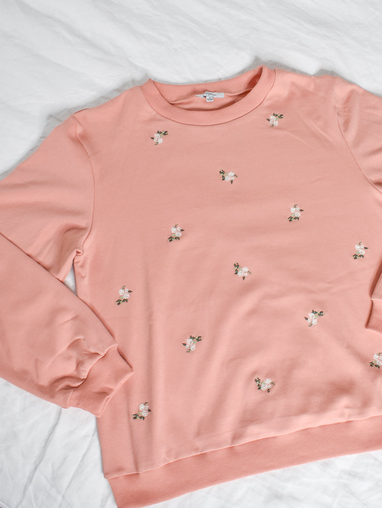 rosie floral embroidered salmon sweatshirt, loungewear set, cute loungewear set, floral embroidered loungewear set