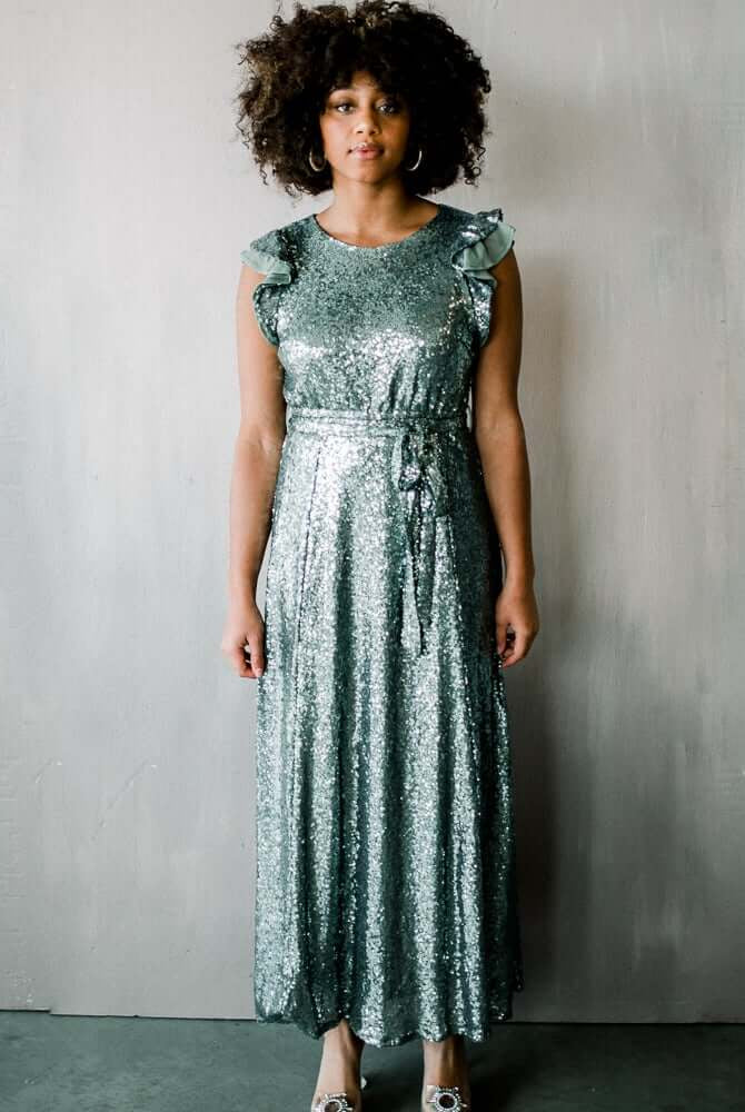 flutter sleeve silver sequin maxi, silver maxi, silver sequin maxi, sequin maxi dress, nye dress, cocktail dress, dress for nye wedding