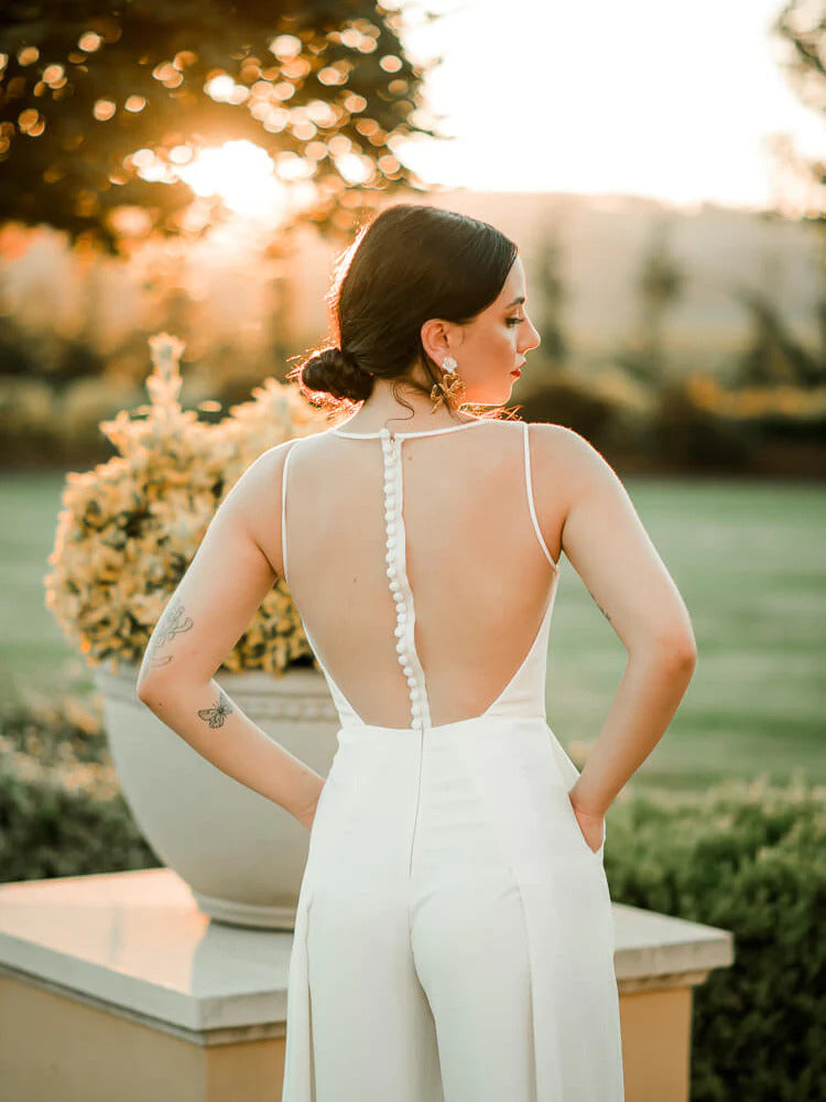  model wearing elopement outfit