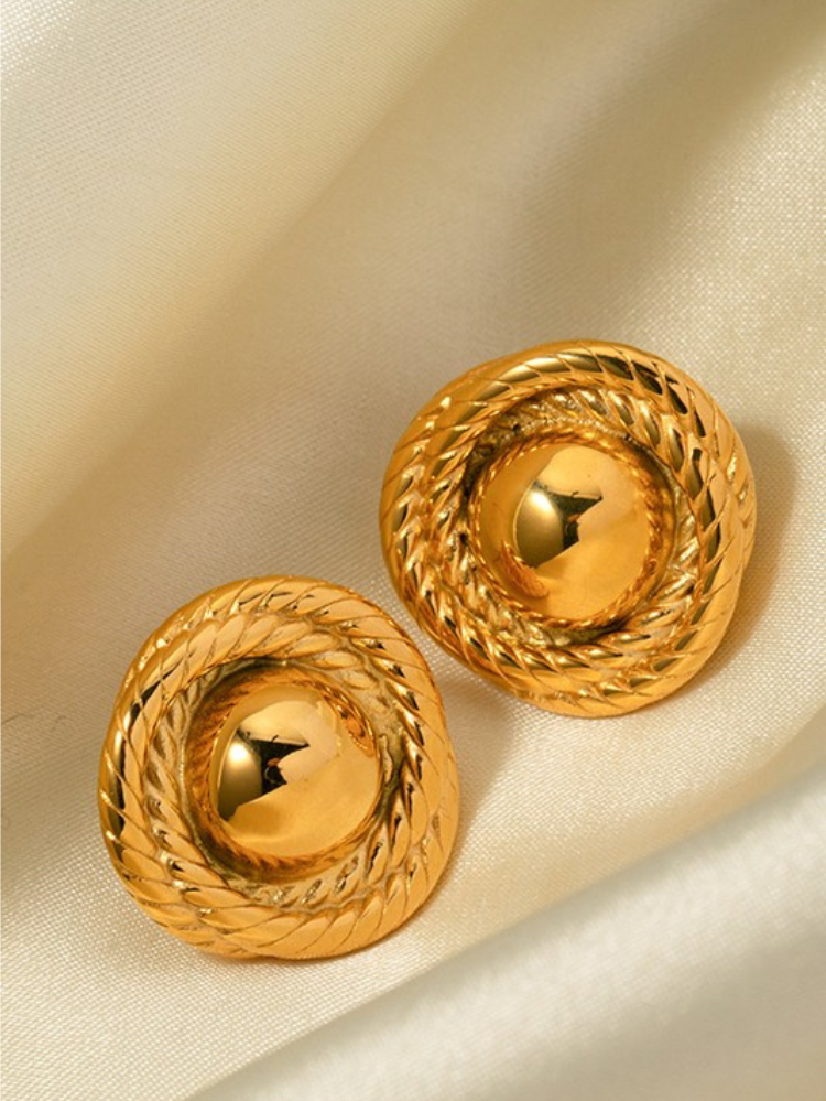 Kit Gold Knotted Circle Stud Earrings