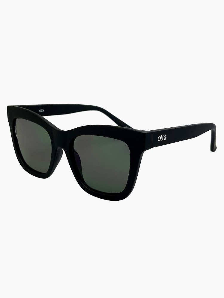 irma black sunglasses from otra