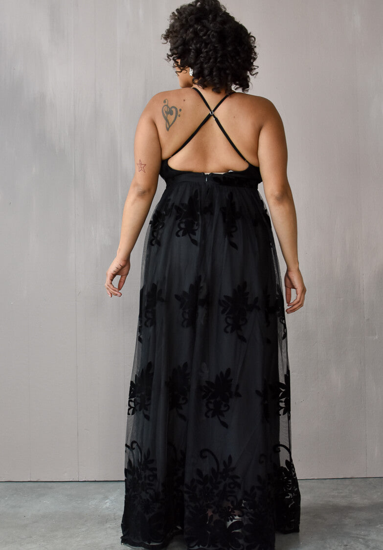 black maxi dress, engagement party dress plus size, plus size black maxi dress, black wedding guest dress, plus size black wedding guest