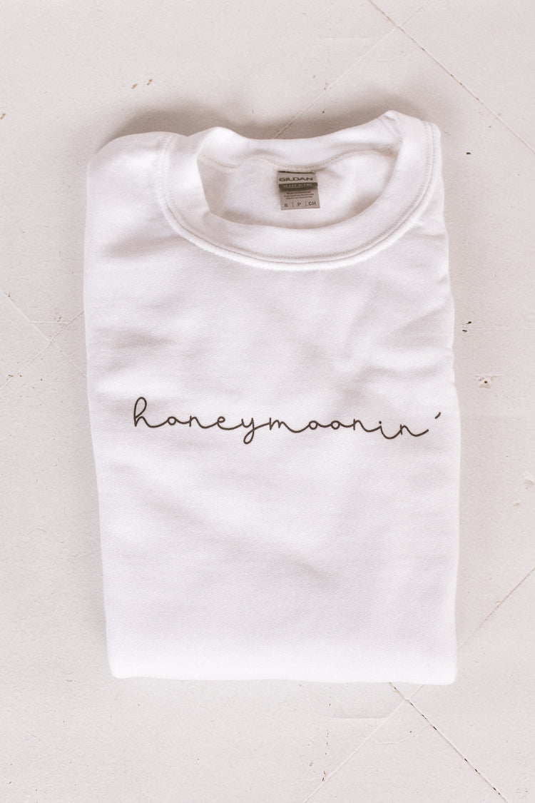 honeymoonin' screen print white sweatshirt