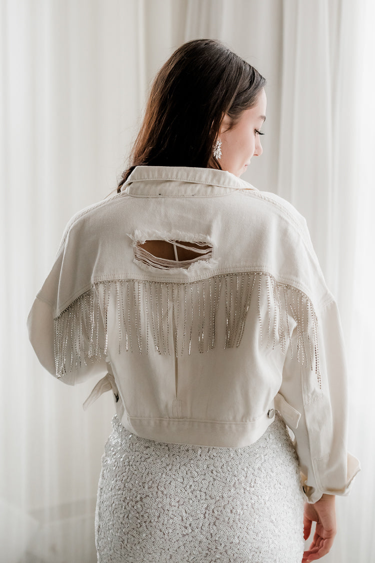 White jean clearance jacket distressed